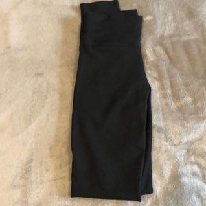 Fabletics black staple legging